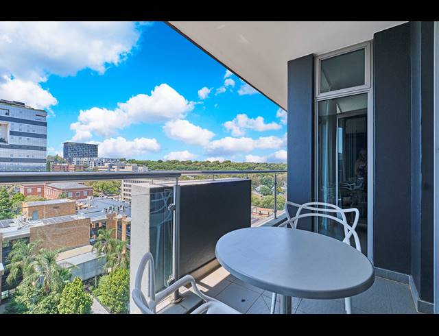 2 BEDROOM APARTMENT FOR SALE IN ROSEBANK